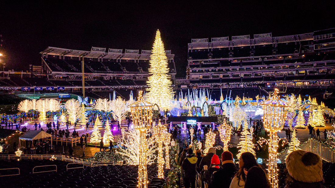 Christmas Lights Maze in Enchant DC My Ticklefeet